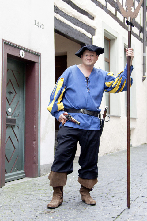 Erleben Sie Deutsche Redewendungen auf der Stadtführung mit dem Landsknecht „Sebastian von Burtenbach“.